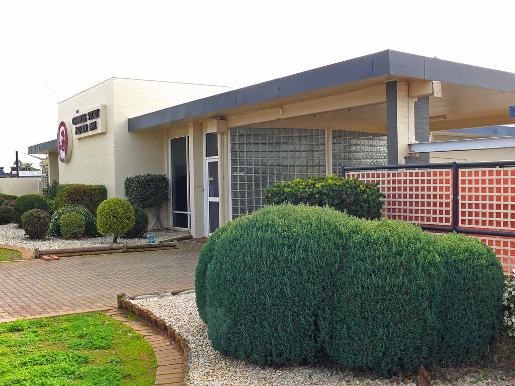 Charles Sturt Motor Inn West Wyalong Exterior photo